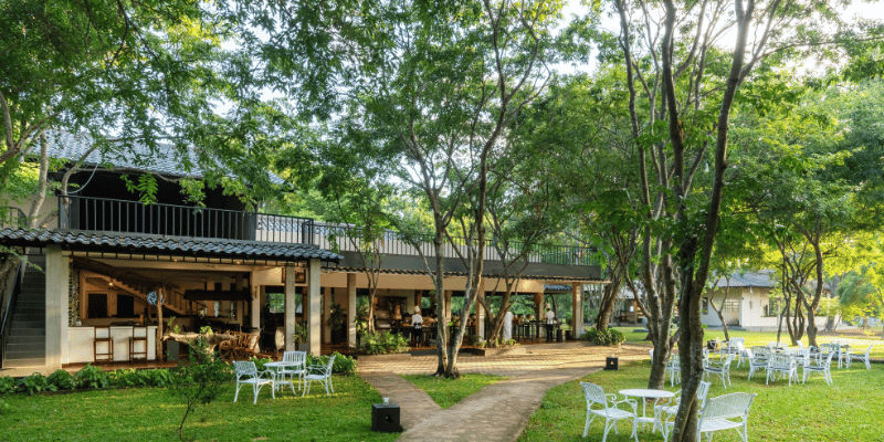 Kassapa Lions Rock restaurant and bar near Sigiriya